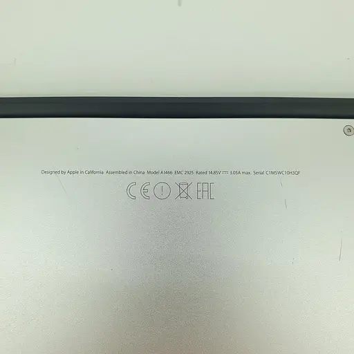 Ноутбук Apple MacBook Air 7,2 A1466 (C1MSWC10H3QF) (i5-5250U/8/256SSD) - Class A- - фото 2