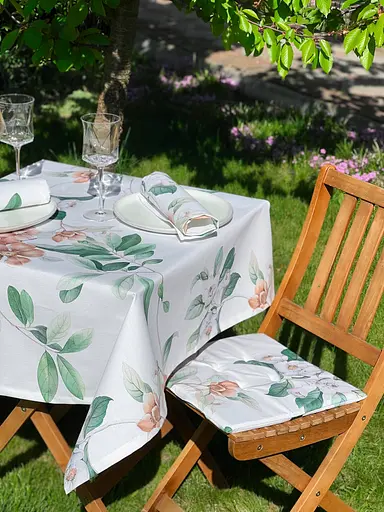 Водоотталкивающая Скатерть с 3D принтом Яблоневый цвет 220х140 см (+ 4 салфетки 30х40) Белый - фото 2