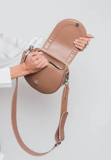 Жіноча шкіряна сумка Mandy карамель краст - фото 7