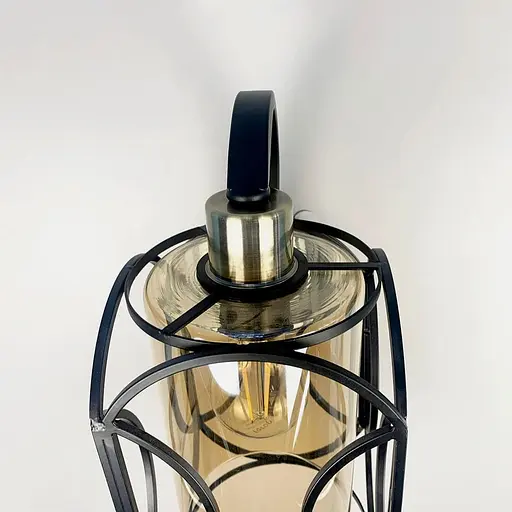 Бра з янтарним плафоном у чорному каркасі 30х15 см Арт. 12055/1W BK+AM Line F - фото 3