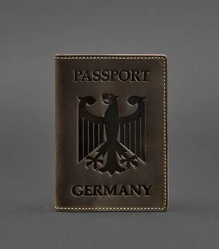Кожаная обложка для паспорта с гербом Германии темно-коричневая Crazy Horse - фото 1