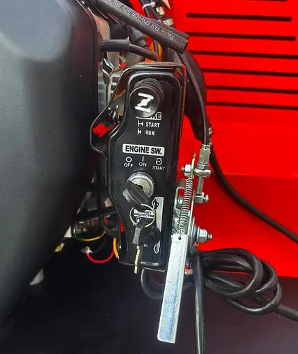 Садовый бензиновый измельчитель 25 л.с. GTM DCH6 ветки до 180 мм - фото 8