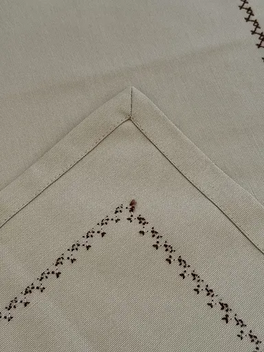 Ранер Ecotton Duck White з коричневою вишивкою 45 х 170 см (25259) - фото 3
