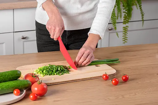 Пластиковий кухонний ніж для силіконового килимка крему, торта, тіста овочів та фруктів 30.5 см, Kitchette Червоний 83664 - фото 3