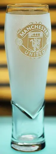 Пивний келих крафт 440мл ФК Манчестер Юнайтед Manchester United з гравіюванням подарунок для фана футбол матовий - фото 2