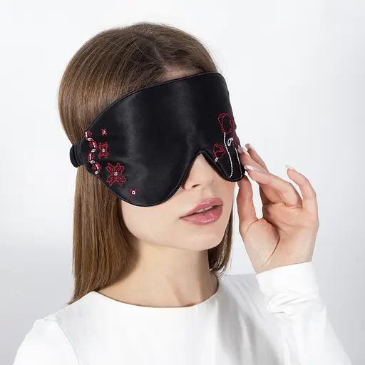 Маска для сна шелк Чумацький Шлях 3.1 с вышитым украинским орнаментом в Подарочной упаковке Черная (1200-02) - фото 10