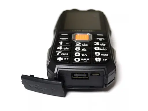 Протиударний кнопковий мобільний телефон Land Rover BQ-2430 Green Tank Power 4000 мАг - фото 3