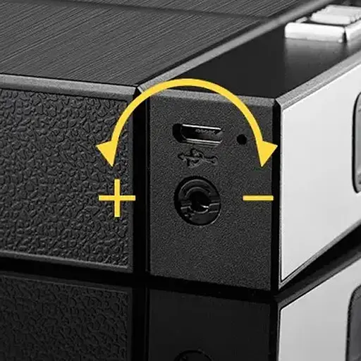 Портсигар на 20 сигарет із двома запальничками HL-424 Black Brown, Герб (16374) - фото 6