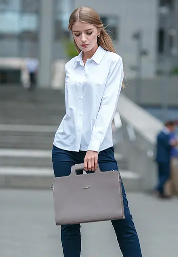 Жіноча шкіряна сумка для ноутбука і документів темно-бежева - фото 6