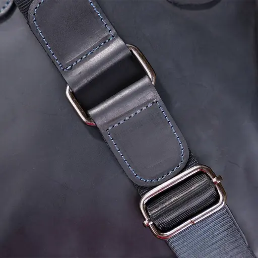 Чоловіча шкіряна сумка SHVIGEL 22х25х3,5 см sum0012503 - фото 9