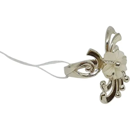 Серебряное кольцо Харьковский ювелирный завод с перламутром. 041332 16,5