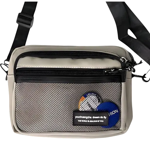 Детская сумка кросс-боди со значками в корейском стиле 17х22х7 см серая (25-577)