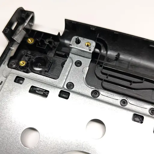 Топкейс для ноутбука Dell Vostro 15 3568 3562 3561 3565 (CN-09VW35) Б/в - фото 2