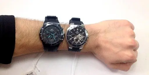 Мужские стильные часы наручные кварцевые с кожаным ремешком оригинальные Casio Edifice EFR-556L-1AVUEF - фото 2