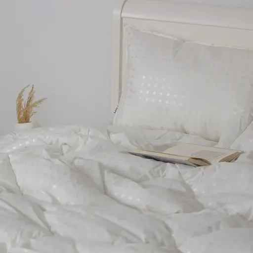 Подушка ТЕП Friendly Лебединый пух металлизированная печать 70 x 70 см (3-00503_00000) - фото 3