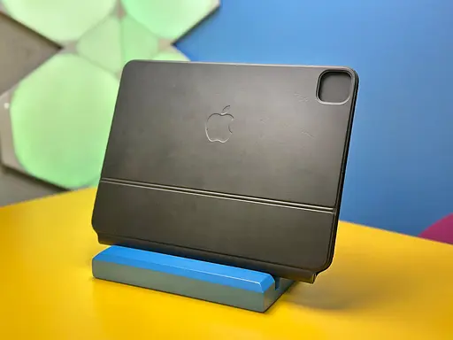 Чехол-клавиатура Apple Magic Keyboard для iPad Pro 11" 1th-4th / iPad Air 4th-5th / iPad Air 11" M2 Black (LL/A) Б/У [146425] - фото 4