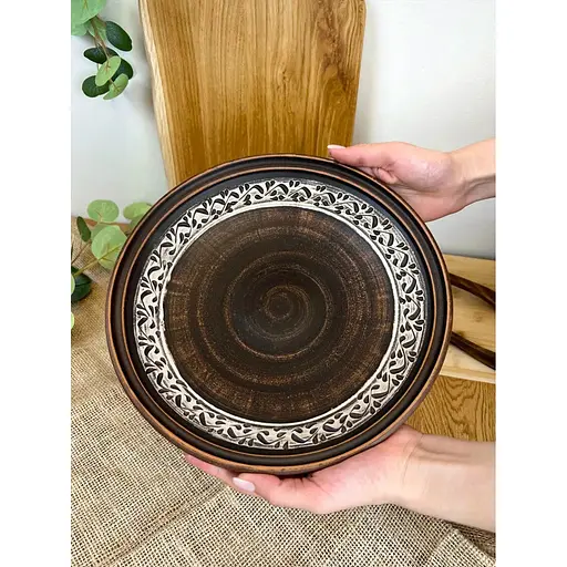 Фруктовница 26 см керамическая (глиняная) резная Ангоб