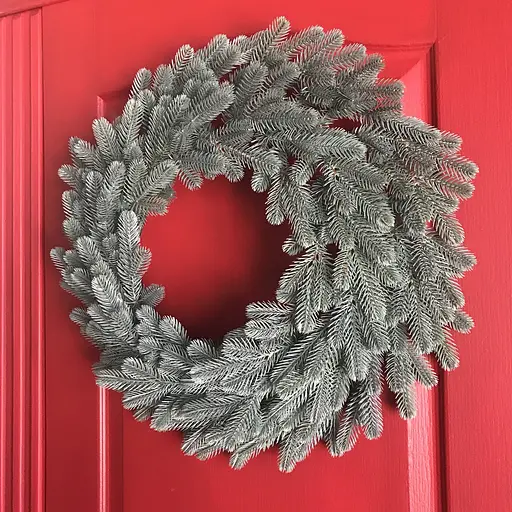 Венок хвойный рождественский Hvoya Traditional литой голубой 50 см - фото 9