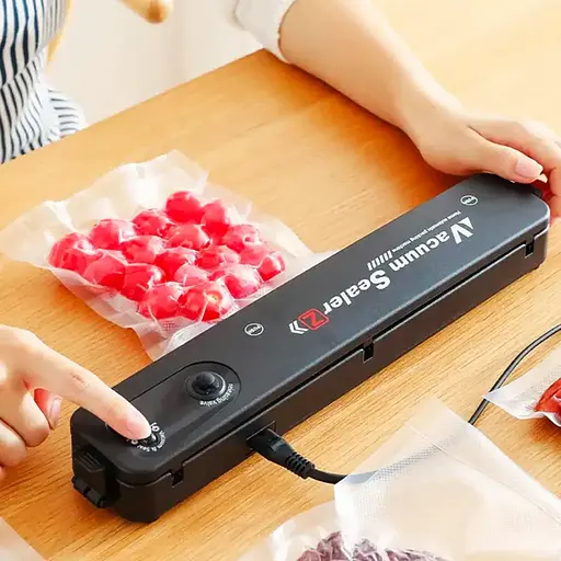 Бытовой вакуумный упаковщик Vacuum Sealer с набором пакетов 90 Вт Черный - фото 3