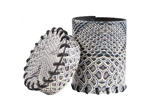 Настольная игра Q-Workshop Чаша для кубиков Dragonhide Laminated Dice Cup (CDRH101) - фото 2