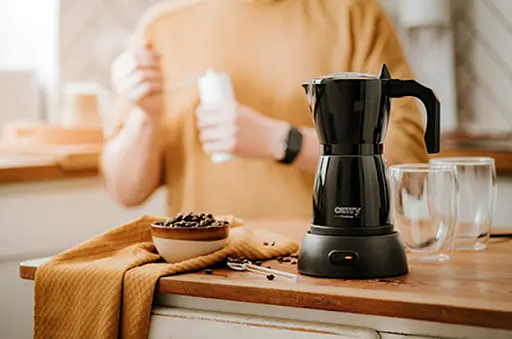 Электрическая гейзерная кофеварка Camry CR 4415B Moka 300 мл 6 чашек 480 Вт алюминиевая база 360° черная - фото 6