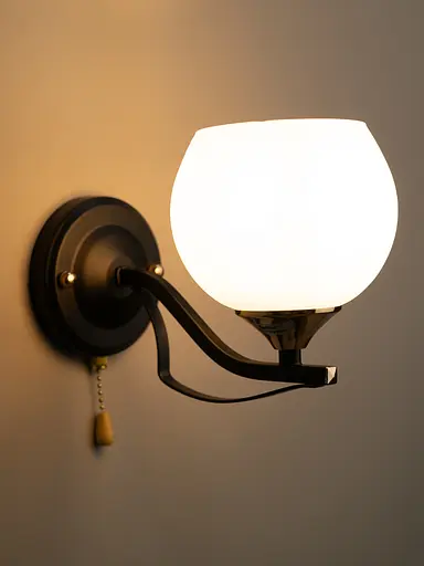 Бра Brille LK-738W/1 E27 BK+CH - фото 2