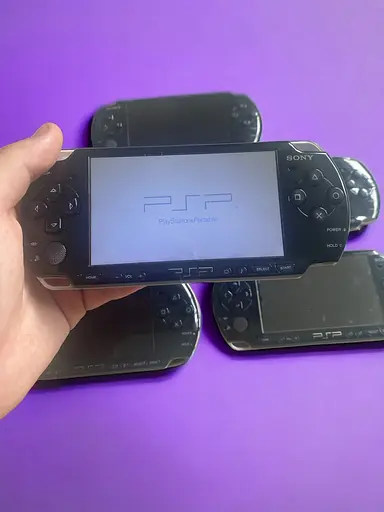 Портативна ігрова консоль Sony Playstation Portable PsP + 70 ігор гарантія - фото 2