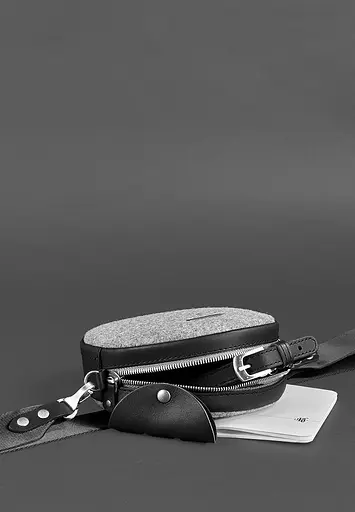 Круглая женская фетровая сумка Tablet с кожаными черными вставками - фото 5