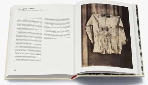 On Photographs - фото 6