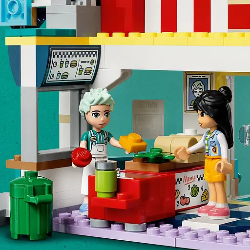 Уценка. Конструктор LEGO Friends Хартлейк Сити: ресторанчик в центре города 346 деталей (41728) - фото 7