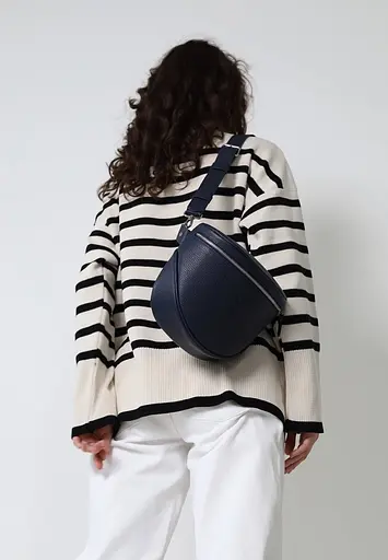 Шкіряна сумка поясна-кроссбоді Vacation темно-синя флотар - фото 4