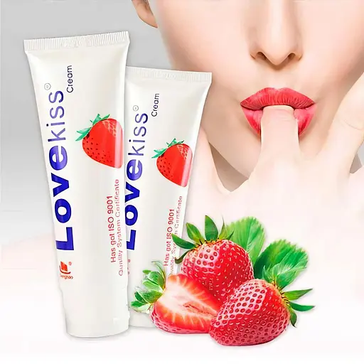 Гель-лубрикант увлажняющий Love Kiss на водной основе со вкусом клубники 100 мл - фото 2