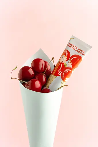 Крем для рук Sister`s Aroma Cherry Me 30 г - фото 6
