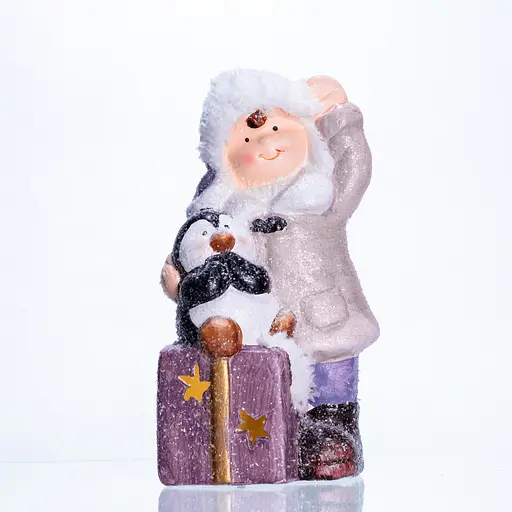 Новорічна фігурка з підсвіткою Дівчинка з пінгвіном із порцеляни 9×10×19 см Yiwu CR-5-6