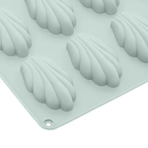 Форма силіконова для випікання печива Мадлен на 18 мушель 32х24х1.4 см C380, Kitchen Master Зелений 87168 - фото 7