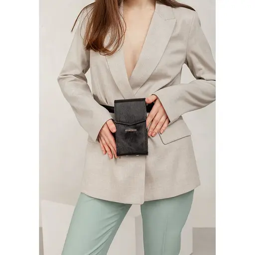 Вертикальна жіноча шкіряна сумка Mini чорна поясна / кроссбоді - фото 9