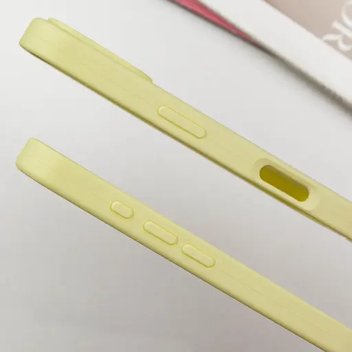 Чехол Epik Silicone Case Full Protective AA для Apple iPhone 16, 6.1 Желтый/Mellow Yellow - фото 4