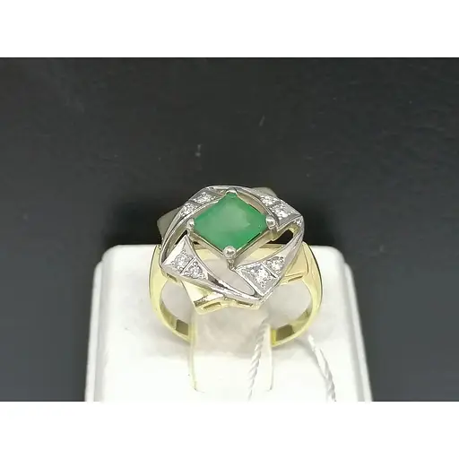 Золотое кольцо Агни Ирида с бриллиантами и изумрудом. Артикул 11359 17 - фото 3