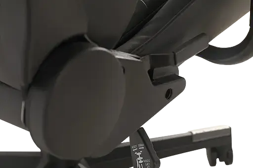 Геймерское кресло GT Racer черное с темно-серым (X-2317 Black/Dark Gray) - фото 12