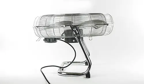 Напольный вентилятор Camry CR 7306 диаметр лопостей 45 см, 110 вт - фото 3