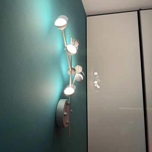 Настінне бра-молекула в білому корпусі Line F WSP 06/8 WH - фото 6