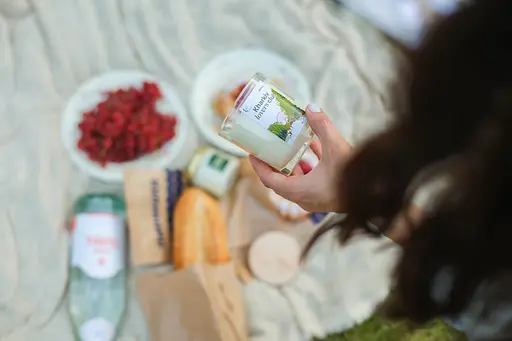 Благодійна свічка Kharkiv lovers club, 250 мл, 30 год Мініатюри (130мл) Соєвий віск 30 годин - фото 4