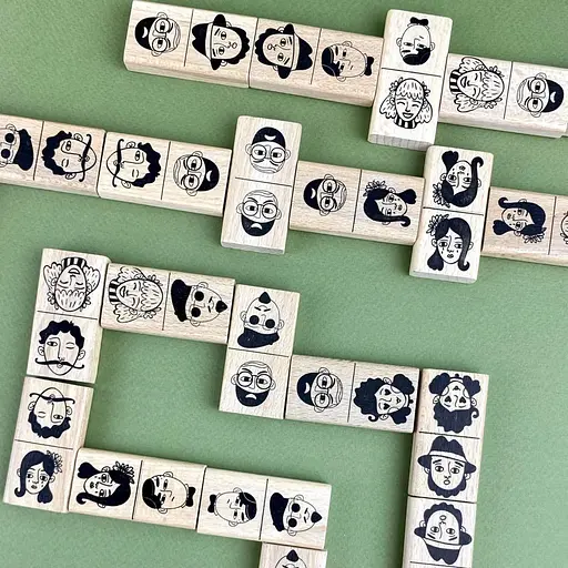 Настільна гра Доміно "Персонажі" 900620 від 2 до 6 гравців 45 елементів - фото 5