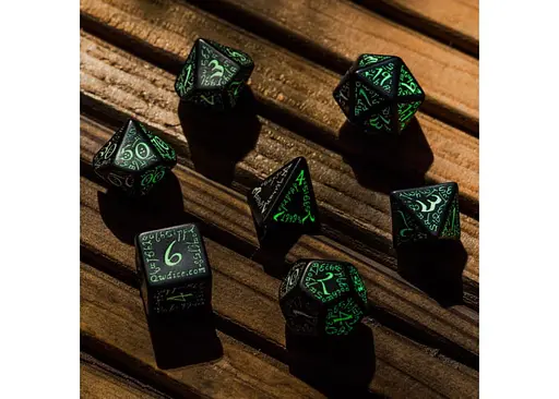 Набір кубиків Elvish Black & glow-in-the-dark Dice Set , 7 шт. (SELV04) - фото 3