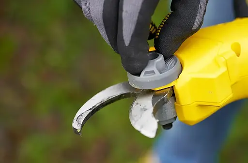 Ножницы садовые - аккумуляторный секатор Stanley FATMAX без АКБ и ЗУ SFMCPP32B - фото 7