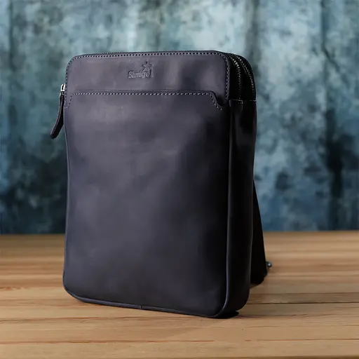 Практична чоловіча сумка через плече із вінтажної натуральної шкіри SHVIGEL 20х26х4,5 см sum0027435 - фото 8