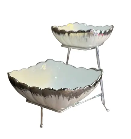 Двухъярусная фруктовница фарфорова на металлической подставке 15x20 см Белый - фото 1