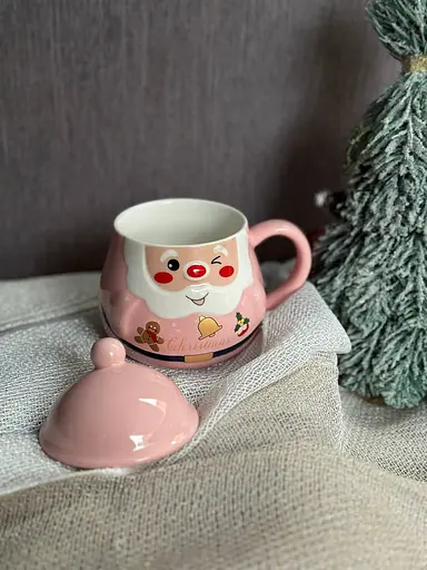 Новорічна чашка Olens Різдвяний помпон з кришкою керамічна 350 мл Рожева - фото 2