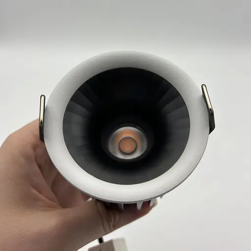 Встроенный светильник Skarlat RSL74298 12W WH+BK 4000K - фото 3