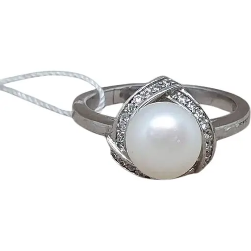 Серебряное кольцо TOP Silver с жемчугом и фианитами. 9510164Б 16,5